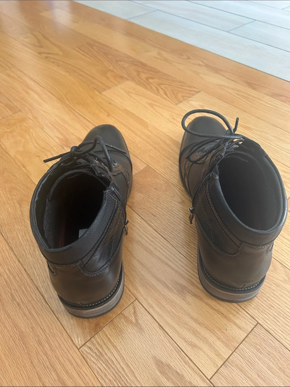 Steve Madden classic black